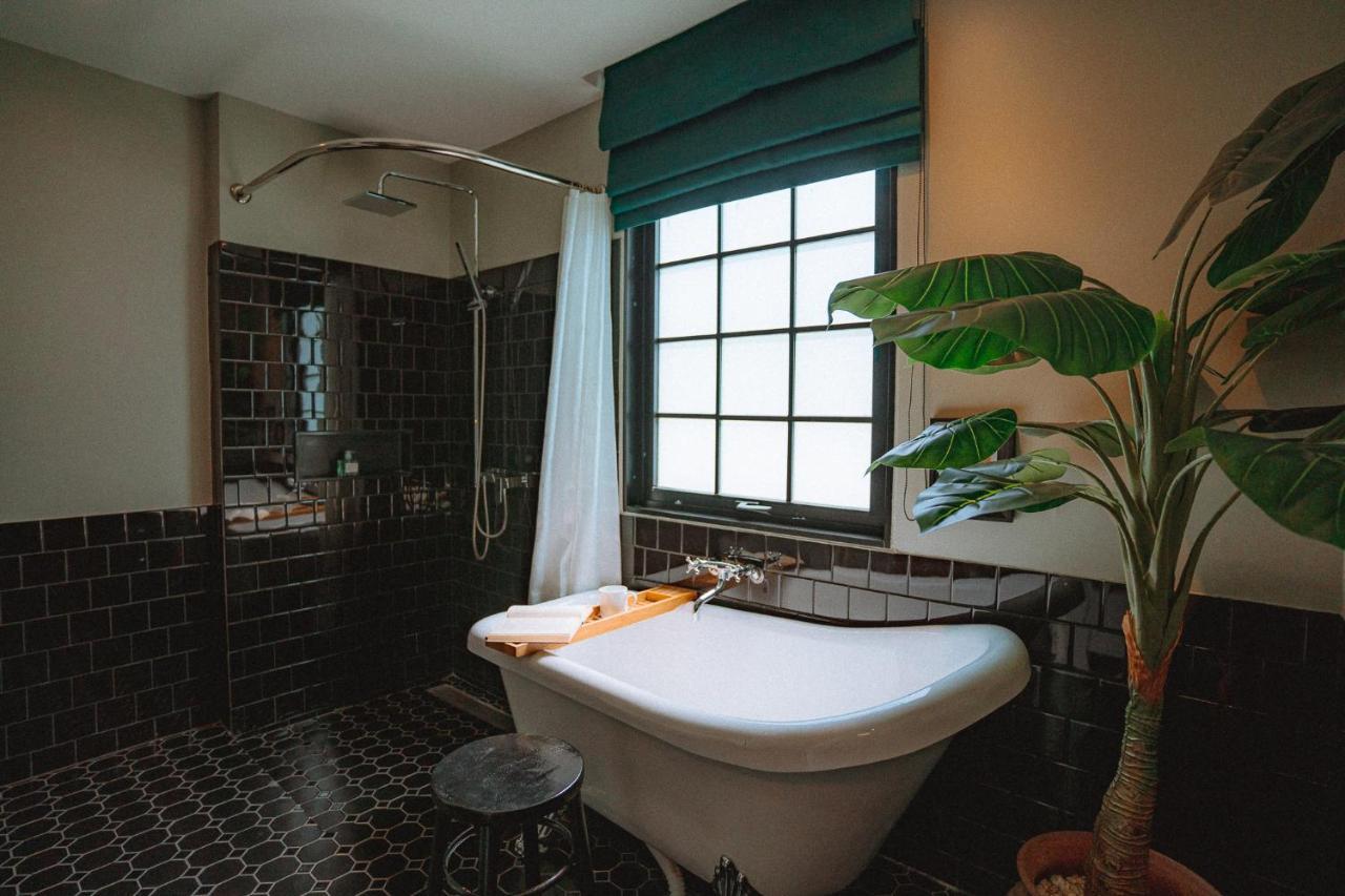 Hotel Thomas Bangkok Makkasan Extérieur photo